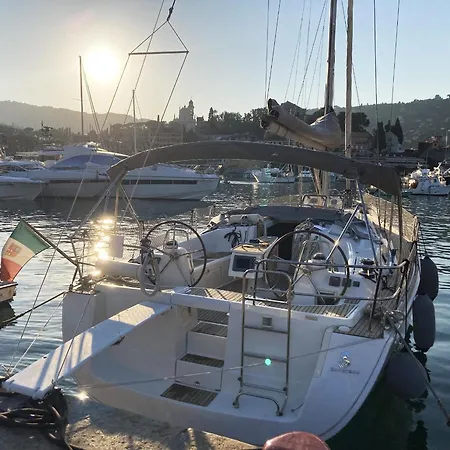 Barca A Vela Beneteau Oceanis 43 - Gin Tonic *