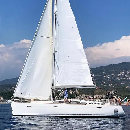 Πλωτό κατάλυμα Barca A Vela Beneteau Oceanis 43 - Gin Tonic Chiavari