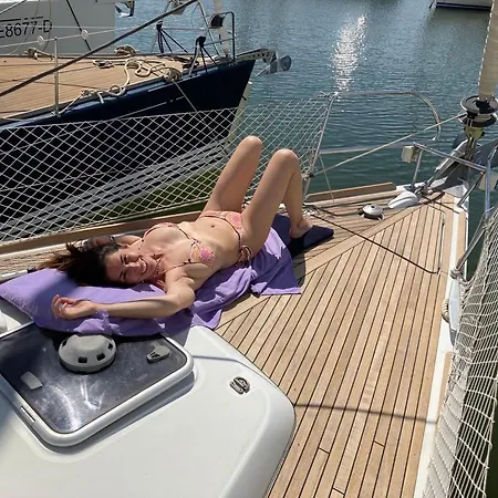 Barca A Vela Beneteau Oceanis 43 - Gin Tonic Botel Chiavari